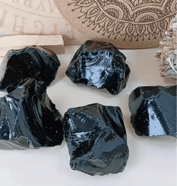 Prize image: 黒曜石原石 (JP) -  (-)