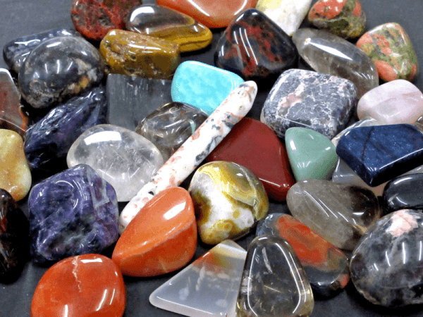 Prize image: ランダム天然石 特大粒1つ -  (堀商店)